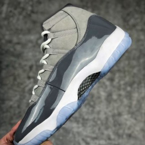 Air Jordan 11 main image 6